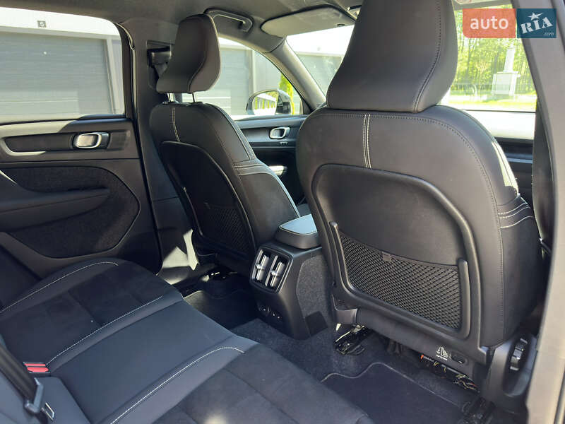 Позашляховик / Кросовер Volvo XC40 2023 в Ковелі