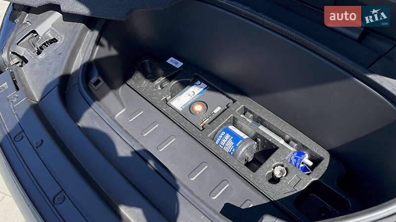 Позашляховик / Кросовер Volvo XC40 2023 в Ковелі