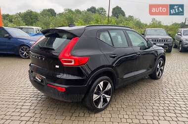 Внедорожник / Кроссовер Volvo XC40 2020 в 