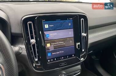 Внедорожник / Кроссовер Volvo XC40 2020 в 
