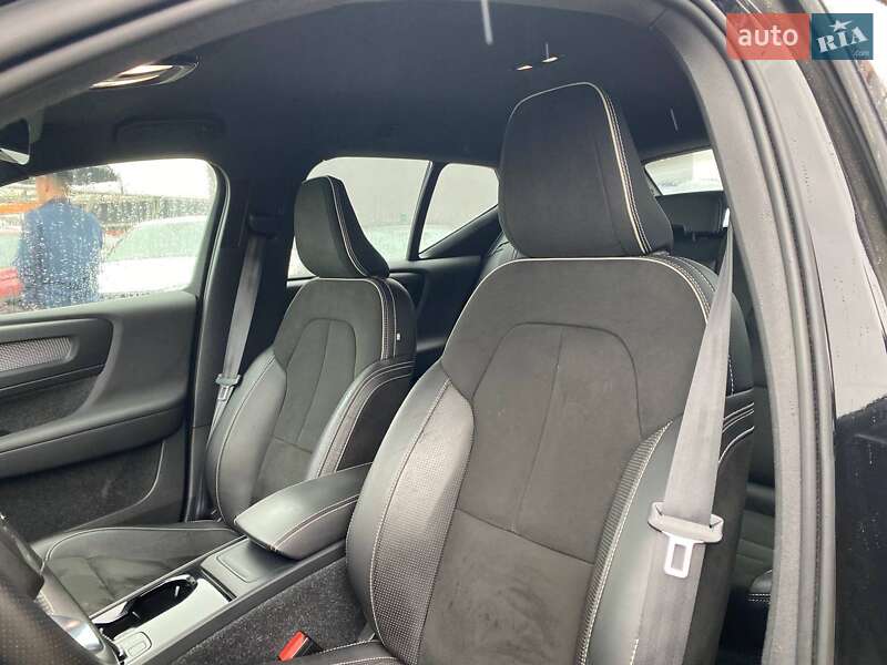 Позашляховик / Кросовер Volvo XC40 2020 в Львові