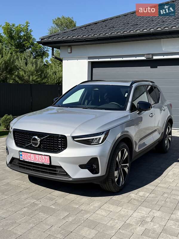 Volvo XC40 2023
