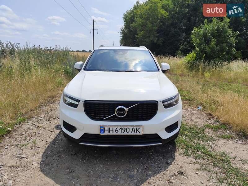 Volvo XC40 2019