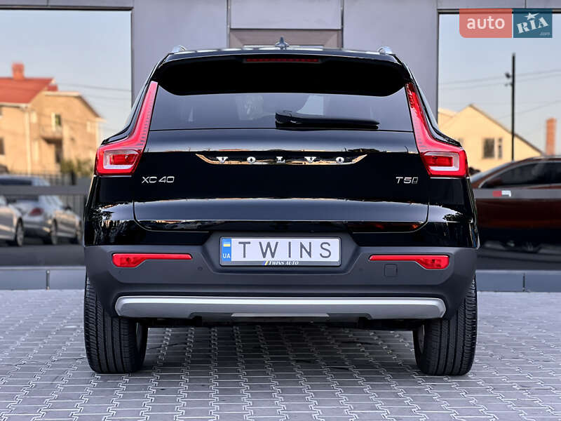 Внедорожник / Кроссовер Volvo XC40 2020 в Одессе