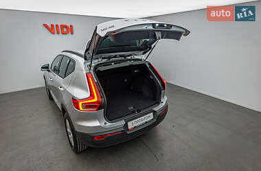 Внедорожник / Кроссовер Volvo XC40 2018 в 