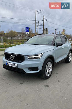 Volvo XC40 2018