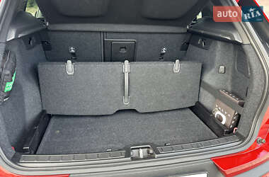 Внедорожник / Кроссовер Volvo XC40 2020 в 