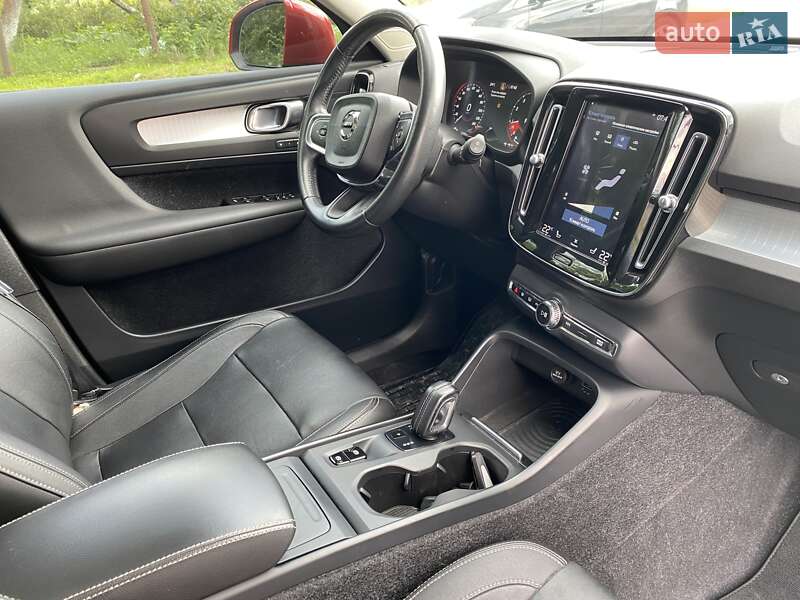 Внедорожник / Кроссовер Volvo XC40 2018 в Львове фото 14 Внедорожник / Кроссовер Volvo XC40 2018 в Львове