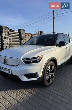 Позашляховик / Кросовер Volvo XC40 2021 в Рівному