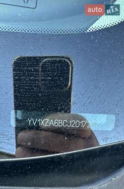 Внедорожник / Кроссовер Volvo XC40 2018 в 