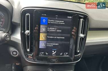 Внедорожник / Кроссовер Volvo XC40 2018 в 