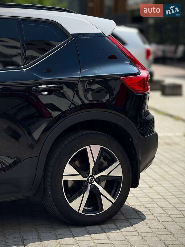 Внедорожник / Кроссовер Volvo XC40 2022 в Черновцах