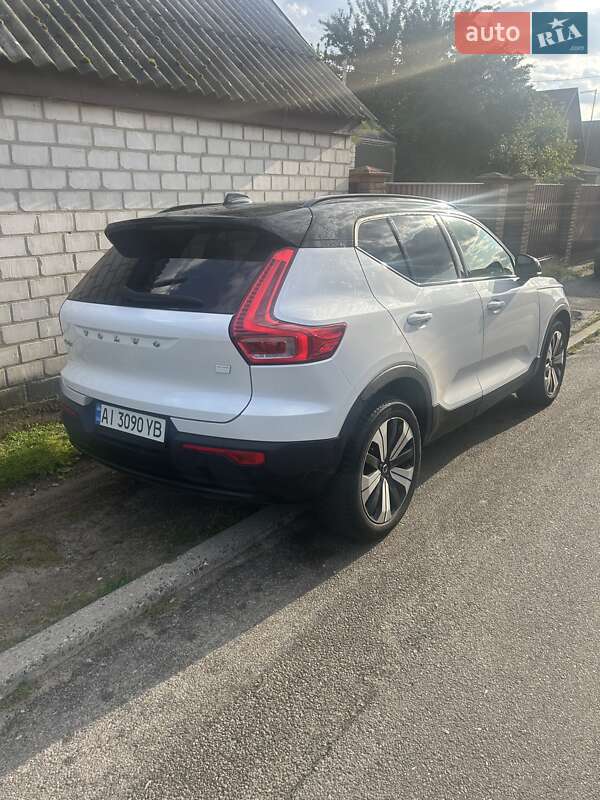 Внедорожник / Кроссовер Volvo XC40 2022 в Броварах фото 3 Внедорожник / Кроссовер Volvo XC40 2022 в Броварах