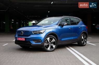 Внедорожник / Кроссовер Volvo XC40 2021 в Киеве