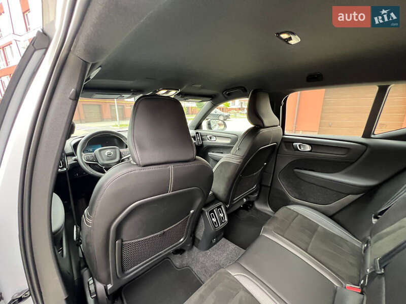 Внедорожник / Кроссовер Volvo XC40 2021 в Ивано-Франковске