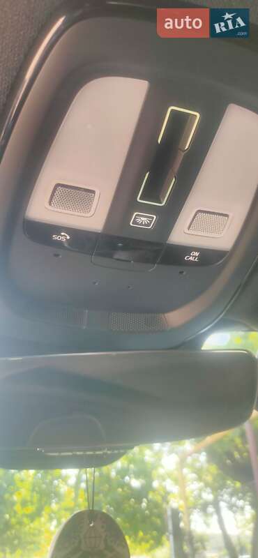 Позашляховик / Кросовер Volvo XC40 2021 в Мукачевому