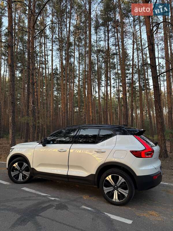 Внедорожник / Кроссовер Volvo XC40 2022 в Полтаве фото 6 Внедорожник / Кроссовер Volvo XC40 2022 в Полтаве
