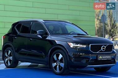 Внедорожник / Кроссовер Volvo XC40 2019 в 