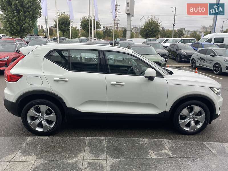 Позашляховик / Кросовер Volvo XC40 2019 в Києві фото 7 Позашляховик / Кросовер Volvo XC40 2019 в Києві