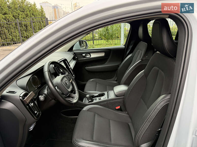 Внедорожник / Кроссовер Volvo XC40 2019 в Киеве фото 11 Внедорожник / Кроссовер Volvo XC40 2019 в Киеве