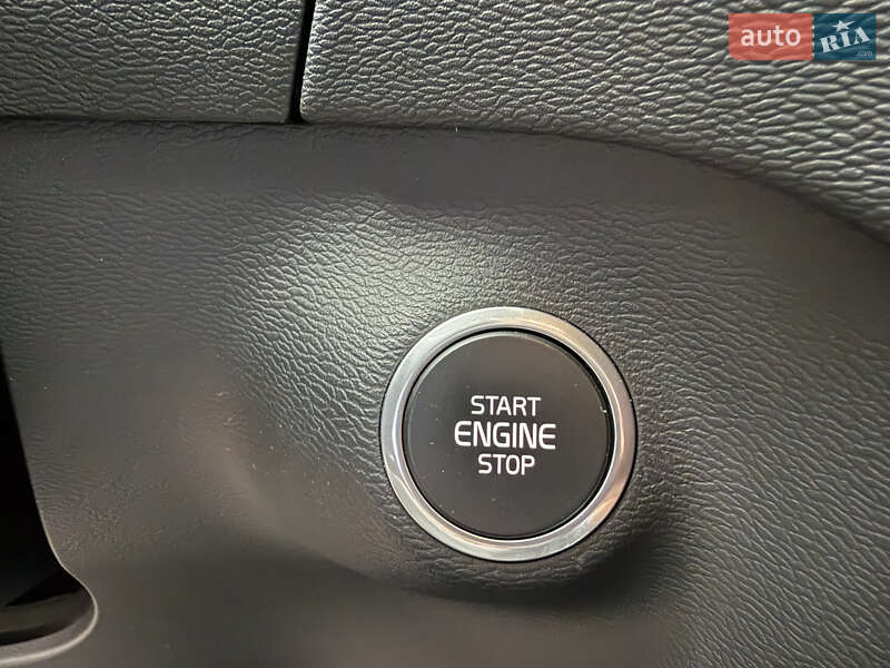 Внедорожник / Кроссовер Volvo XC40 2019 в Киеве фото 22 Внедорожник / Кроссовер Volvo XC40 2019 в Киеве