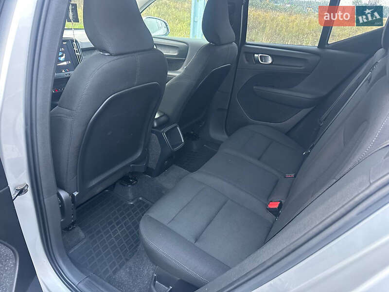 Позашляховик / Кросовер Volvo XC40 2019 в Львові