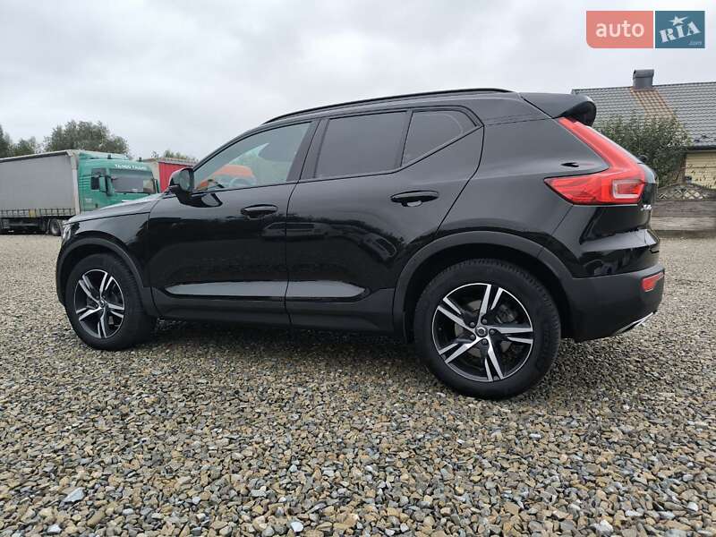 Позашляховик / Кросовер Volvo XC40 2018 в Коломиї