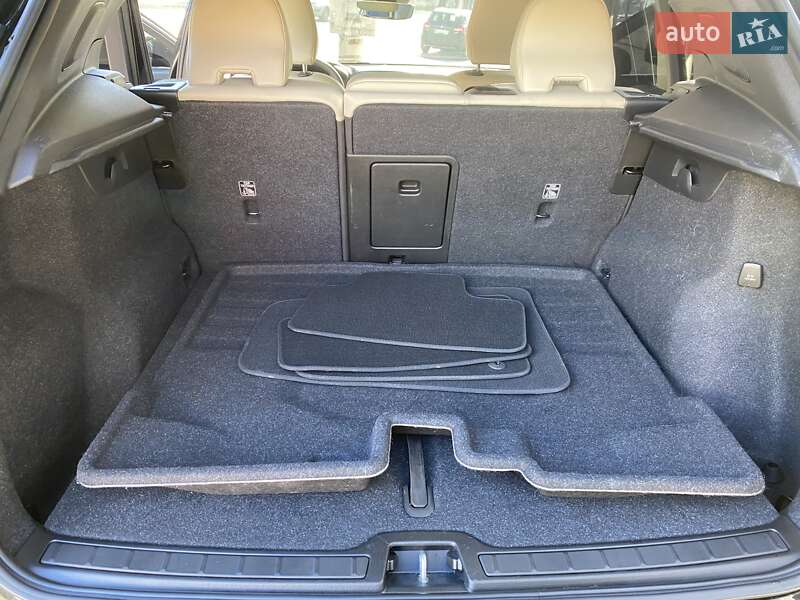 Внедорожник / Кроссовер Volvo XC40 2022 в Одессе