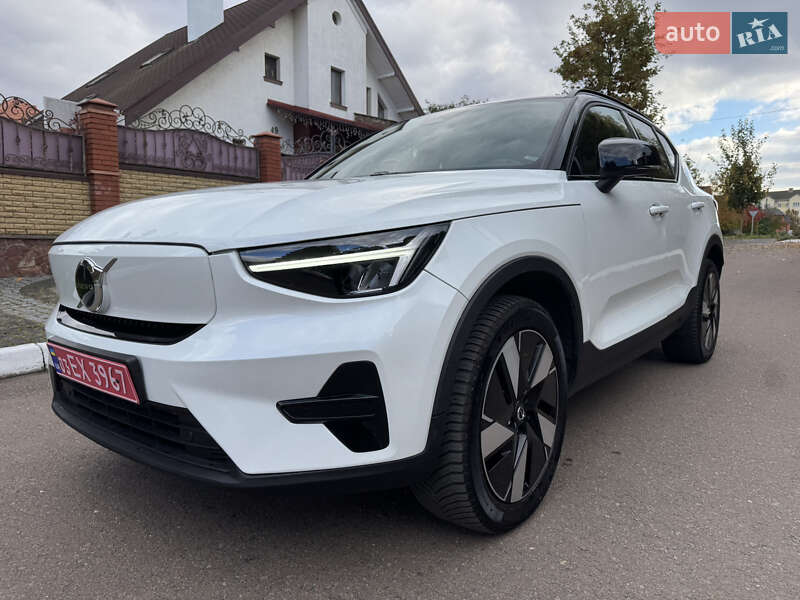 Позашляховик / Кросовер Volvo XC40 2024 в Рівному фото 4 Позашляховик / Кросовер Volvo XC40 2024 в Рівному