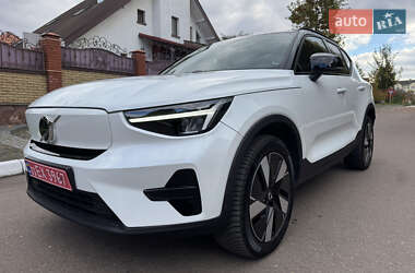 Внедорожник / Кроссовер Volvo XC40 2024 в 