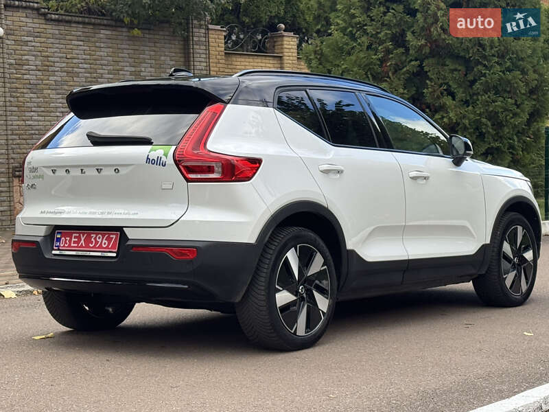 Позашляховик / Кросовер Volvo XC40 2024 в Рівному фото 15 Позашляховик / Кросовер Volvo XC40 2024 в Рівному