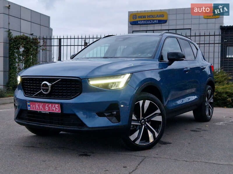Volvo XC40 2024