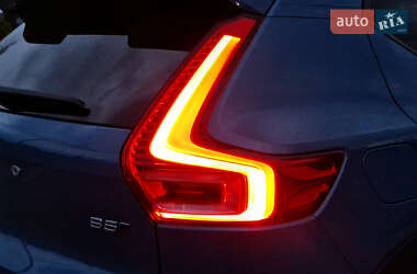 Позашляховик / Кросовер Volvo XC40 2024 в  фото 18 Позашляховик / Кросовер Volvo XC40 2024 в