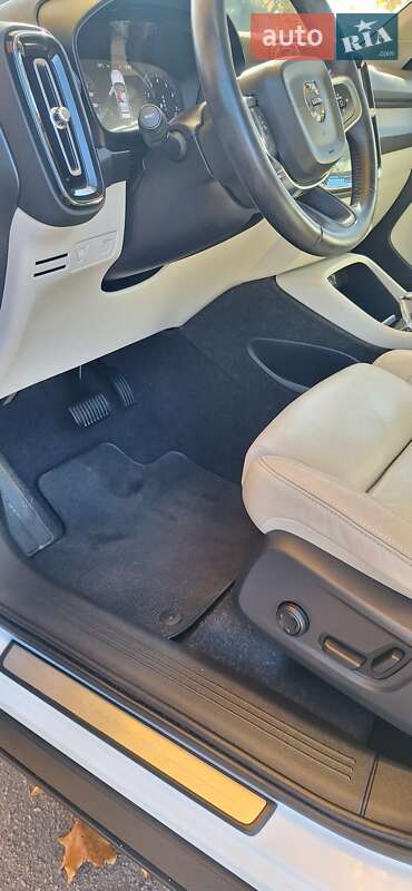 Позашляховик / Кросовер Volvo XC40 2018 в Рівному