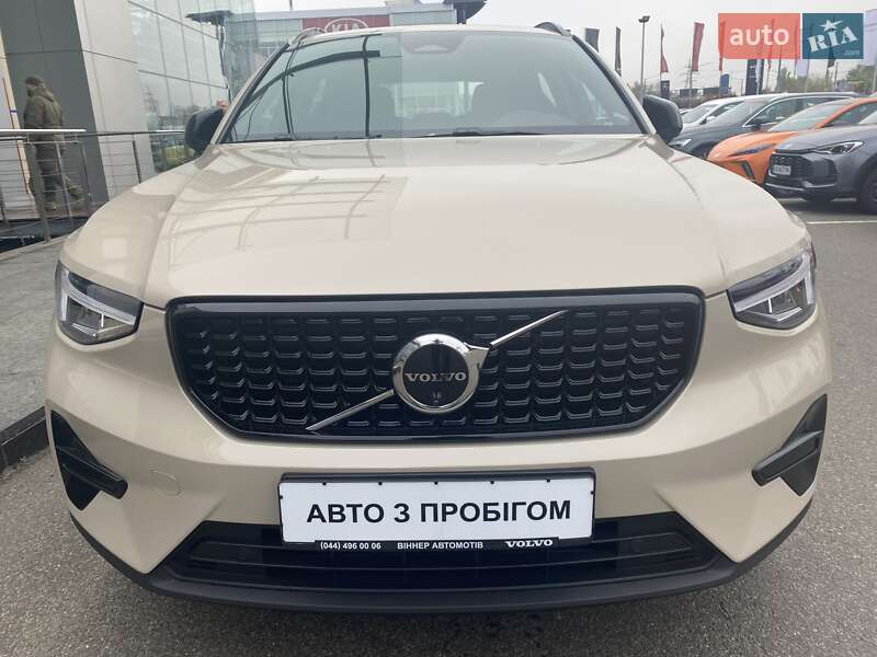 Позашляховик / Кросовер Volvo XC40 2024 в Києві фото 2 Позашляховик / Кросовер Volvo XC40 2024 в Києві