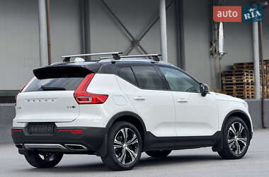 Позашляховик / Кросовер Volvo XC40 2018 в  фото 7 Позашляховик / Кросовер Volvo XC40 2018 в