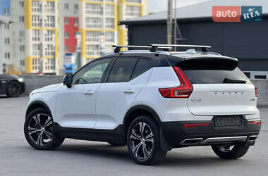 Позашляховик / Кросовер Volvo XC40 2018 в  фото 17 Позашляховик / Кросовер Volvo XC40 2018 в