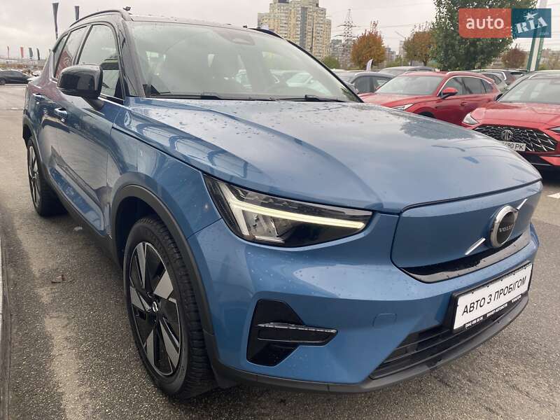 Внедорожник / Кроссовер Volvo XC40 2023 в Киеве фото 8 Внедорожник / Кроссовер Volvo XC40 2023 в Киеве