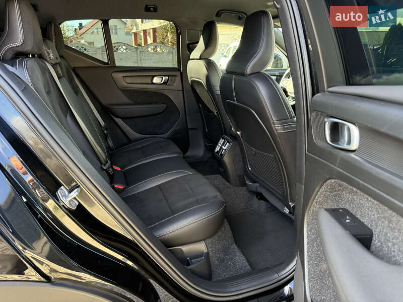 Внедорожник / Кроссовер Volvo XC40 2020 в Коломые