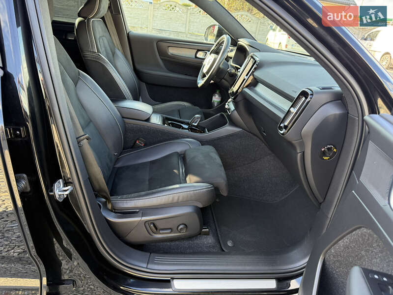 Внедорожник / Кроссовер Volvo XC40 2020 в Коломые