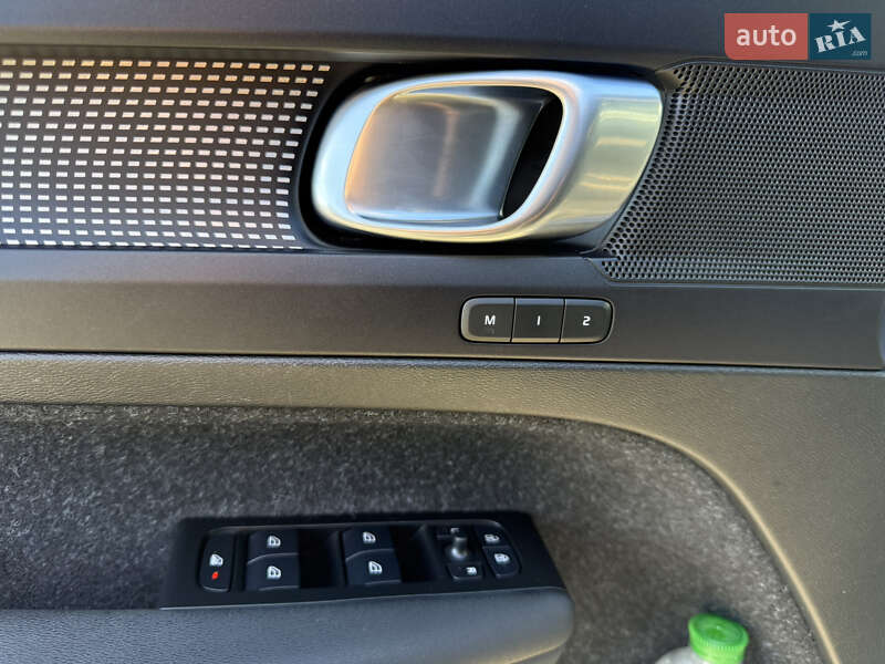 Внедорожник / Кроссовер Volvo XC40 2020 в Коломые