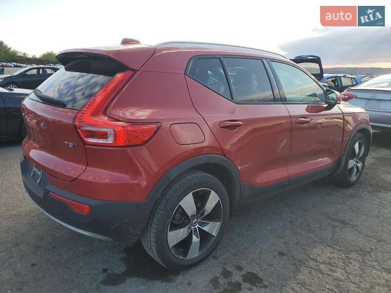Внедорожник / Кроссовер Volvo XC40 2018 в Львове фото 4 Внедорожник / Кроссовер Volvo XC40 2018 в Львове