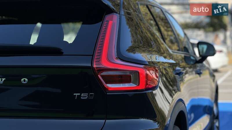 Позашляховик / Кросовер Volvo XC40 2019 в Києві