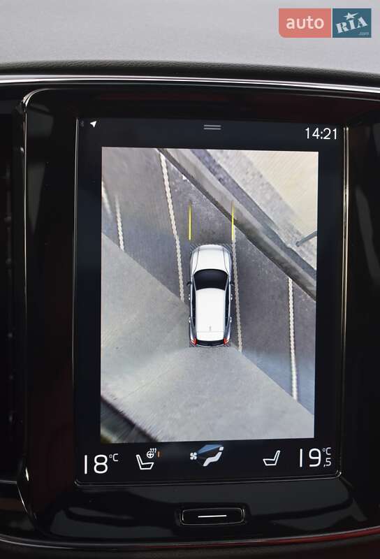 Позашляховик / Кросовер Volvo XC40 2018 в Києві фото 9 Позашляховик / Кросовер Volvo XC40 2018 в Києві
