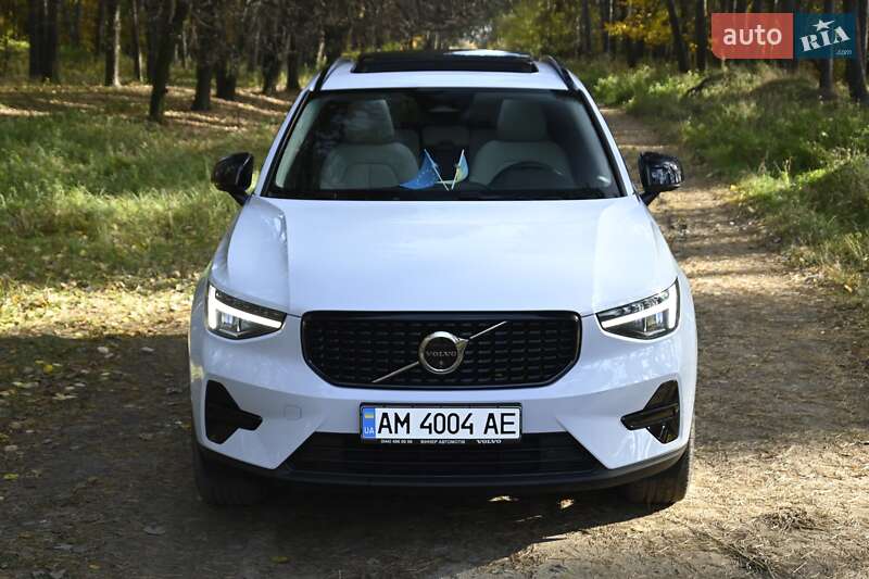 Позашляховик / Кросовер Volvo XC40 2024 в Бердичеві