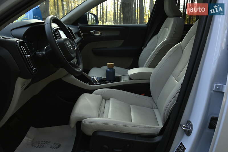 Позашляховик / Кросовер Volvo XC40 2024 в Бердичеві