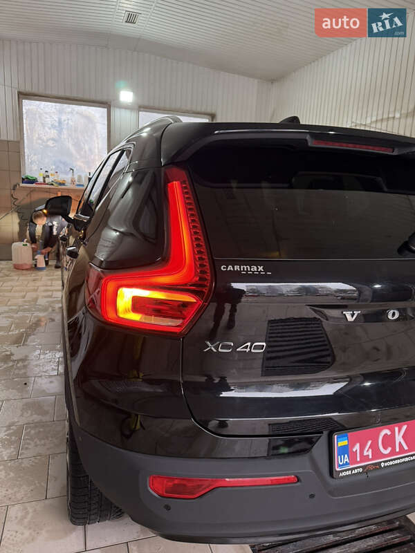 Внедорожник / Кроссовер Volvo XC40 2018 в Львове