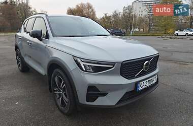 Позашляховик / Кросовер Volvo XC40 2025 в Києві