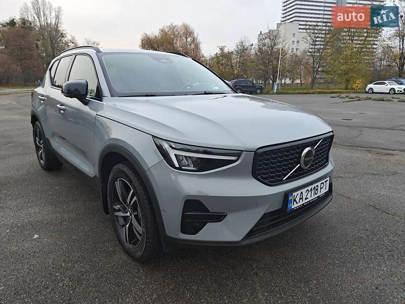 Позашляховик / Кросовер Volvo XC40 2025 в Києві