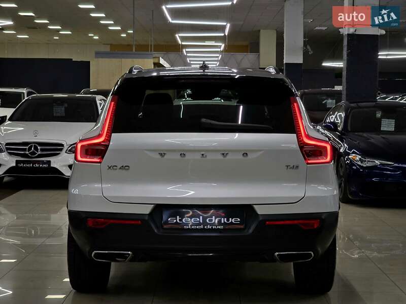 Позашляховик / Кросовер Volvo XC40 2019 в Миколаєві